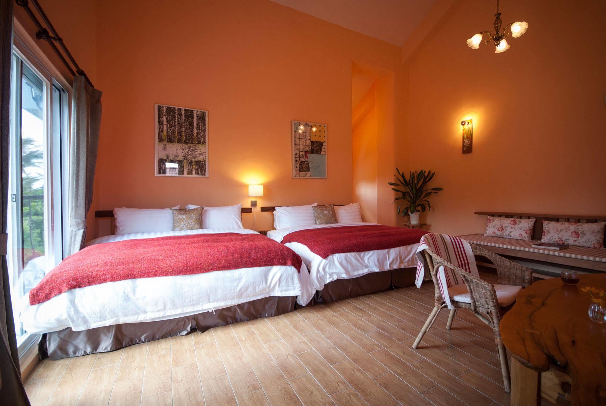 Bed and Breakfast Bonjour Bebe Хенгчун Экстерьер фото